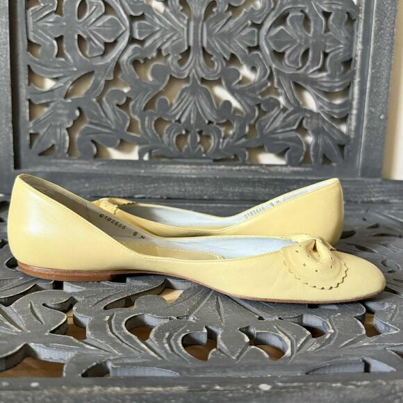Delman Ballet Flats Women’s 8M Yellow Leather Bow Deatil Slip On Shoes - Picture 6 of 11